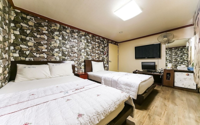 Gumi A Hotel