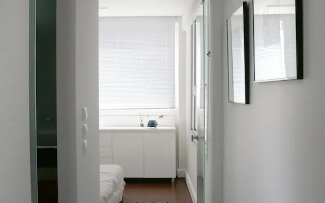 Mind-blowing Acropolis View Apt