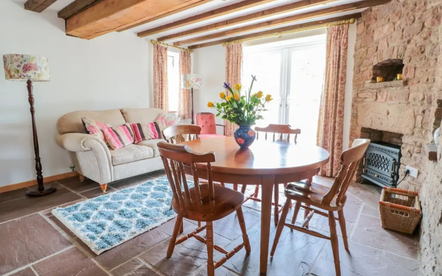 Rodley Manor Cottage, Bloemuns