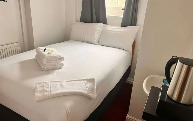Romany House Hotel