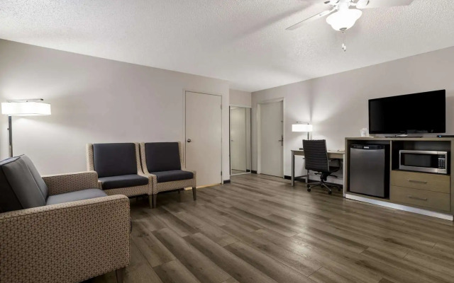 SureStay Hotel by Best Western Grants