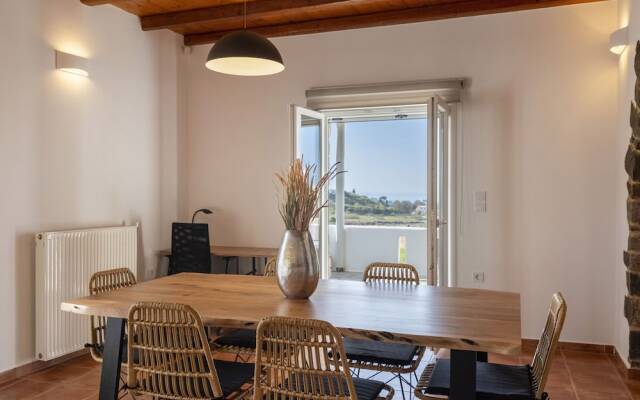 Myrsini Traditional Hillside Cottage