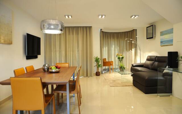 Luxury villa sea views by CanariasGetaway