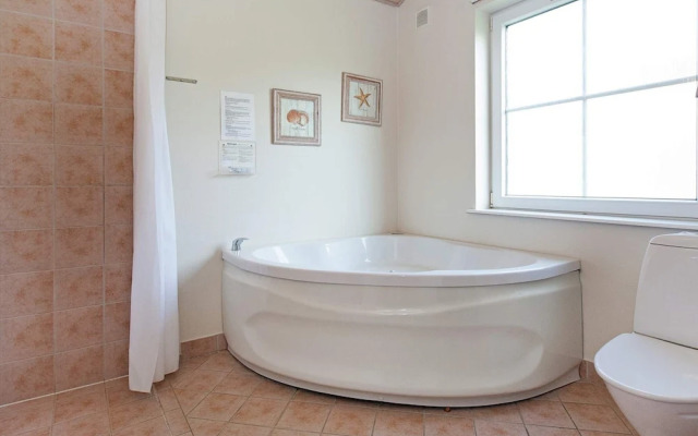 6 Person Holiday Home on a Holiday Park in Grasten