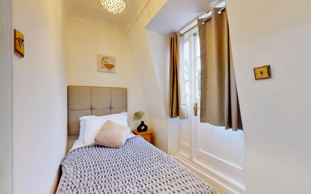 Park Lane Apartments - Clarges St