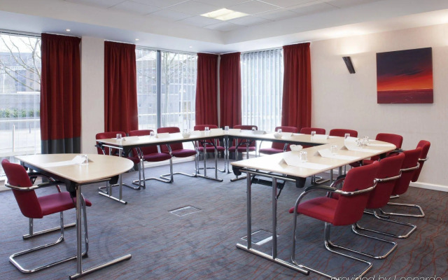 Holiday Inn Express Leeds City Centre Armouries by IHG