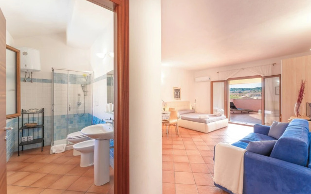 Relaxing Cristal Blu Studio Sleeps 4 Persons