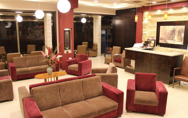 Alexander Hotel