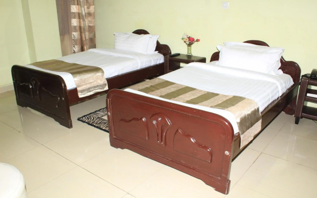 The Legacy Hotel & Suites