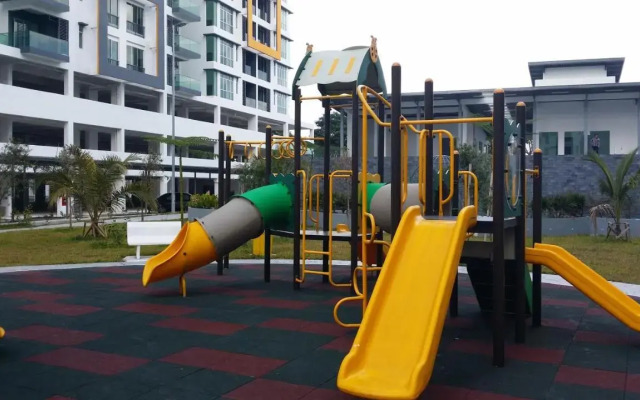Mahkota Cheras Unique Condo 1-11 pax near MRT*KL