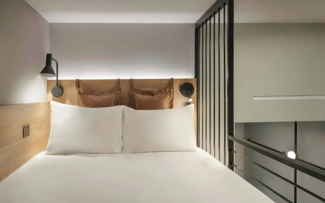 Moxy London Piccadilly Circus
