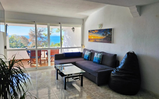 Increibles vistas al mar y al peñon de Gibraltar