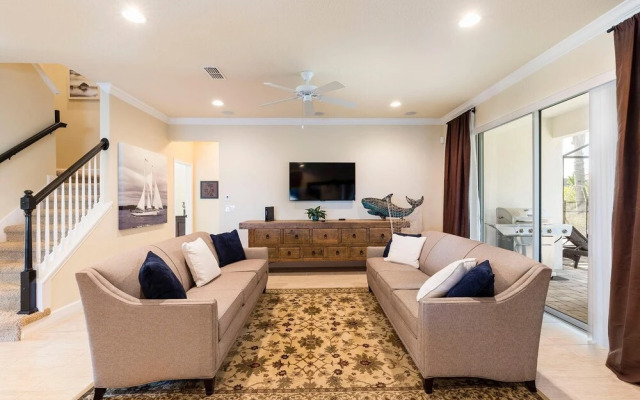 4049otd-solterra Gated Resort