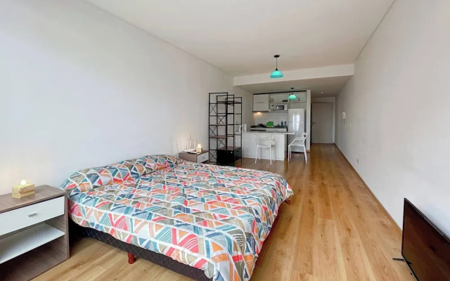Spacious Studio in San Telmo With Balcony, Gym & Pool