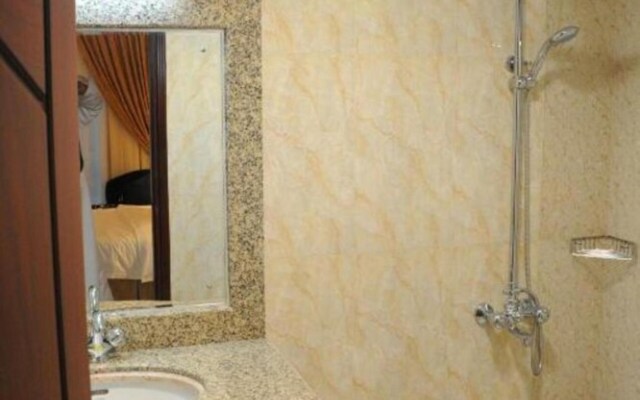 OYO 136 Pioneer Hotel Apartments