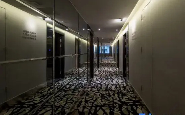 Orange Hotel (Wuhan Jianghan Road Pedestrian Street)