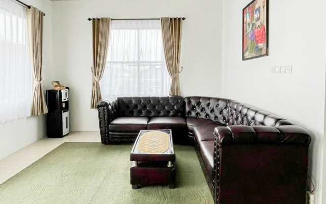 Labella Homestay 2 Syariah RedPartner near 0 KM Dieng – Guest Rooms – Dieng Kulon