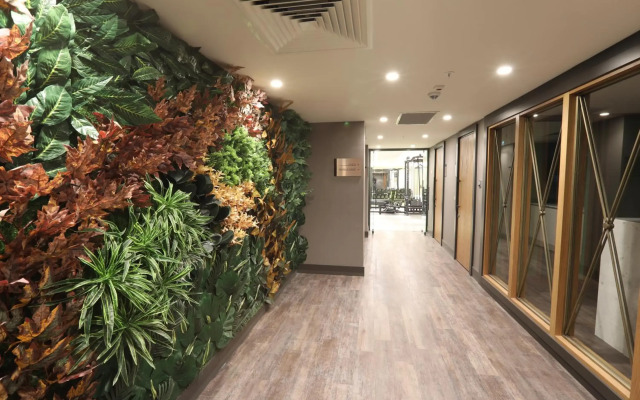Limak Skopje Luxury Hotel