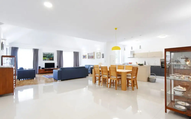 Villa Zupa in quiet part of Dalmatian Hinterland