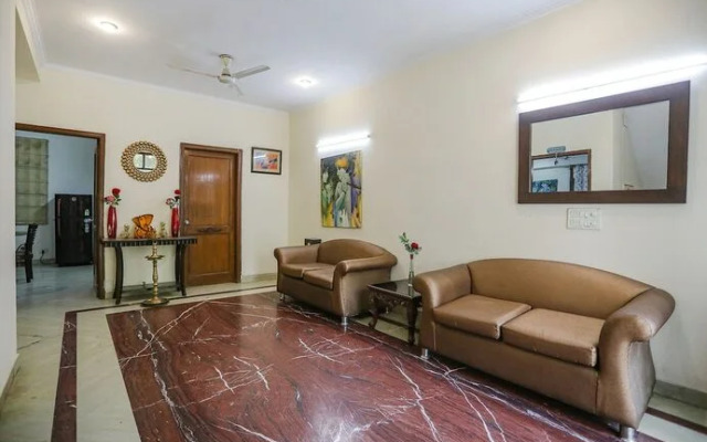 Fabexpress Global Residency Inn