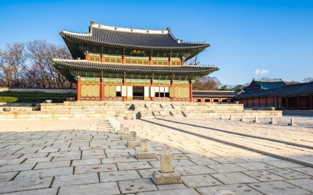 Khaosan Seoul Palace