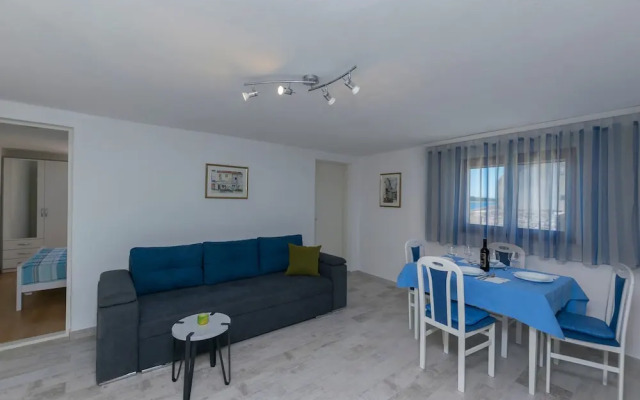 Apartment Island Dream