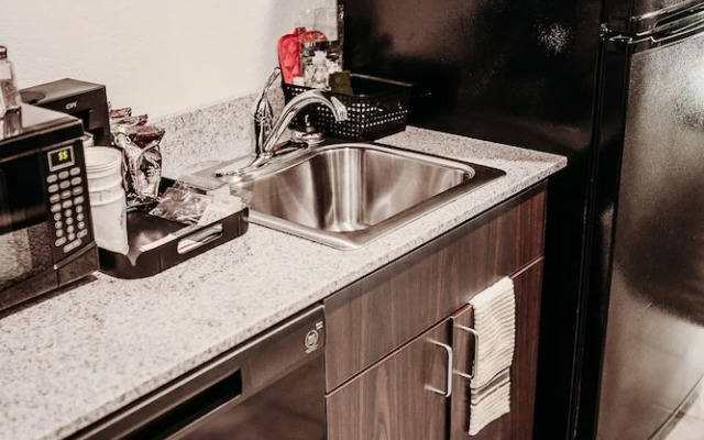 Cobblestone Hotel & Suites International Falls