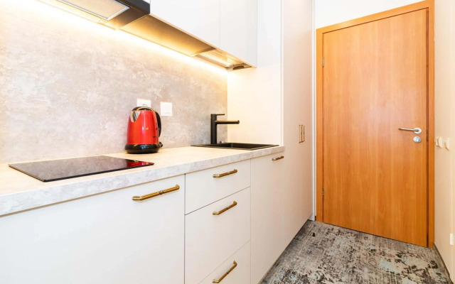 Alka, City Apt. Sea, Park and Parking, by Cohost