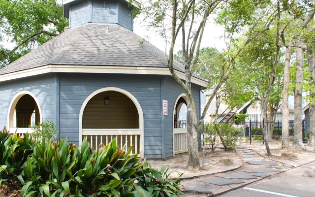 OYO Apartments at Champions Green