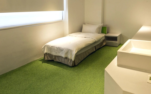 Time Flyer Hotel