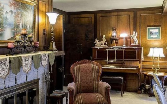 Highland Glen Lodge B&B