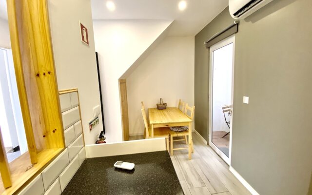 Remarkable 2-bed House in Ponta Delgada