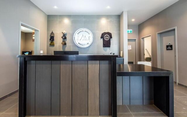 Mountain Shadow Hostel