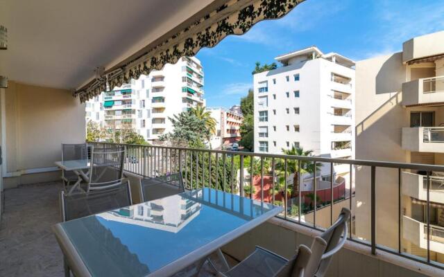 IMMOGROOM - 5 min from beach -Terrace - AC - Parking