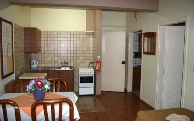 Nick's Hotel Apartments
