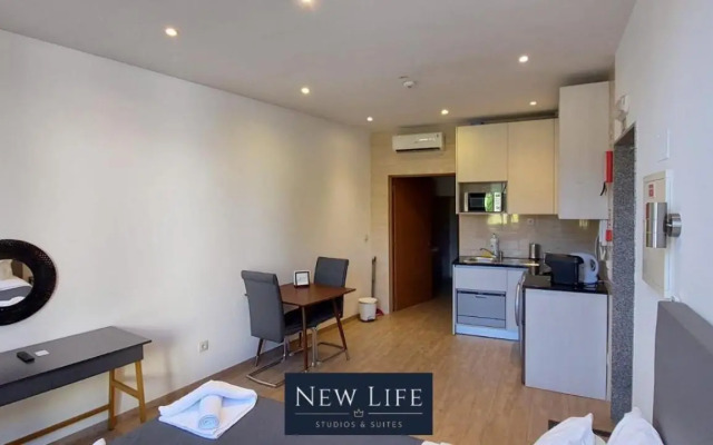 NEW LIFE - Studios & Suites