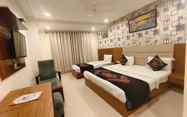 Hotel D'Capitol- Delhi Airport