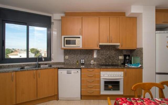 Costabravaforrent Balco 2