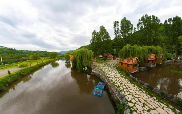 Getap Restaurant And Hotel complex