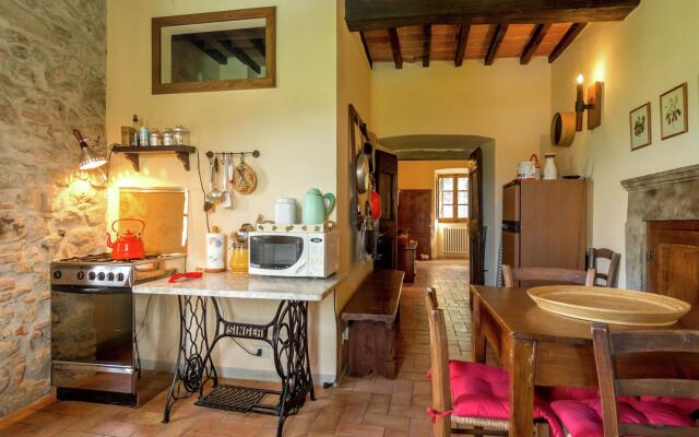 Atmospheric appartment in Arezzo with garden