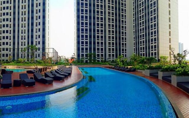 Louis Kienne Hotel & Service Apartment