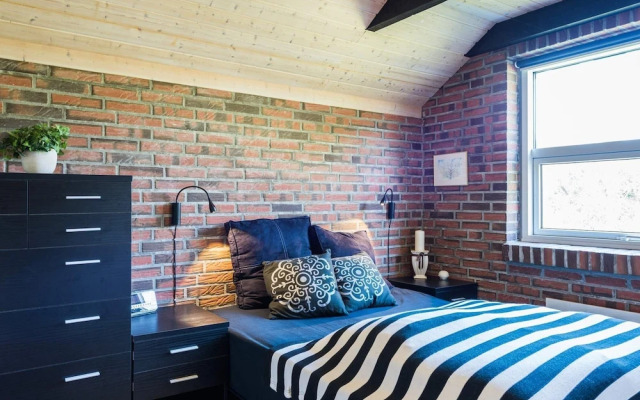 Charming Family Retreat-by Traum