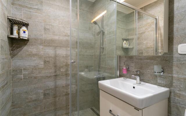 Your Home Kp Na Ulitse Turchinskogo Apartment