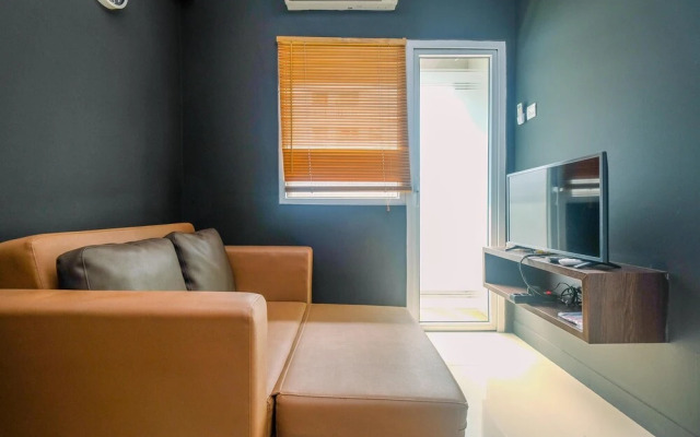 Comfort 1BR with Study Room Green Pramuka Apartment