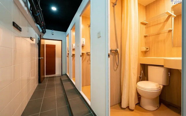 JPOD Capsule Hotel