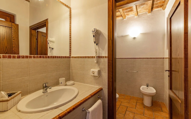 Loro 2 With Shared Pool And Tennis
