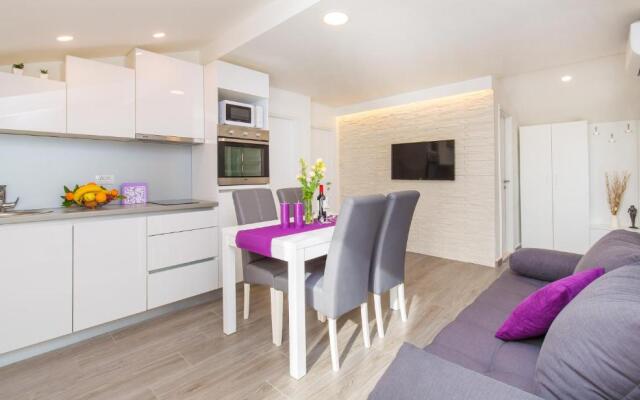 Sunset Apartment