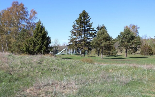 Awesome Home in Löttorp With 5 Bedrooms