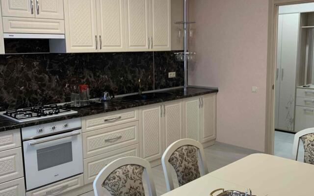 Apartamenty na ulitse Zheleznovodskaya 70