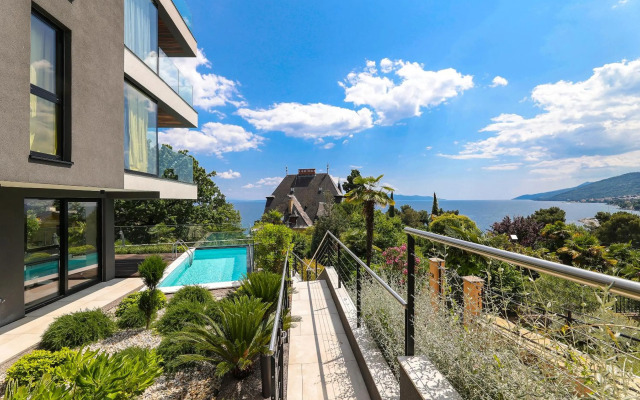 Luxury twin apartments Opatija